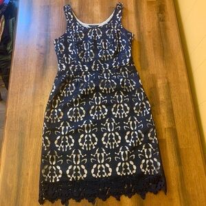 Banana Republic Factory Dress Size 8 Navy Luxe  Lace Sheath Nude Underlay zip
